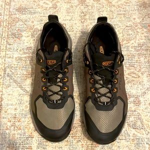 Men’s Keen Waterproof Low Top Hikers